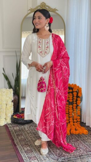 The Ivory & Fuchsia Contrast Kurta Set