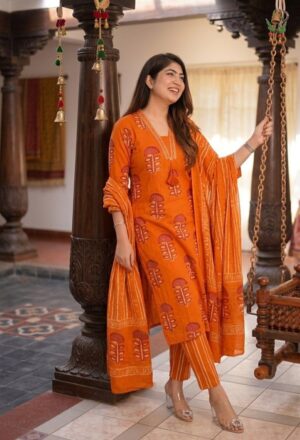 Elegant Floral Print Kurta Set with Dupatta – Summer Ethnic Collection